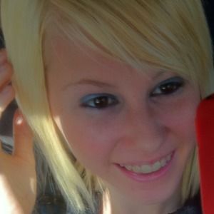 Meet your Posher, Kendra